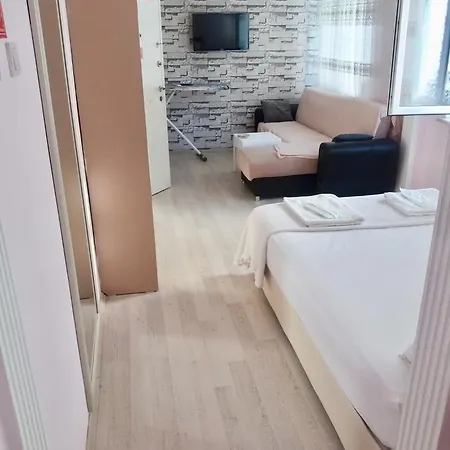 Homestay Zeytin Apart Bakirkoy